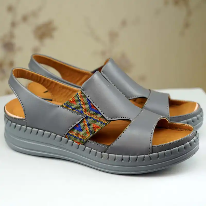 صندل زنانه مدل آیسان