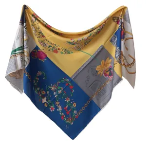 روسری زنانه گوچی مدل ابریشم توییل دور دست دوز گلدار فانتزی کد 14