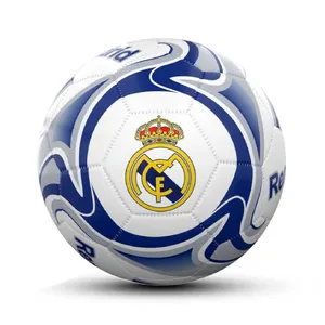توپ فوتبال مدل  رئال مادرید