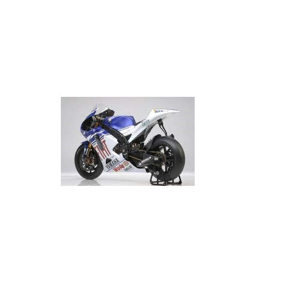 موتور بازی مدل YAMAHA YZR-M1 WORLD CHAMPION 2008
