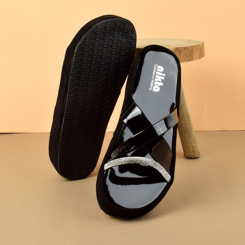 صندل زنانه نیکتا مدل ورنی نگینی 4155