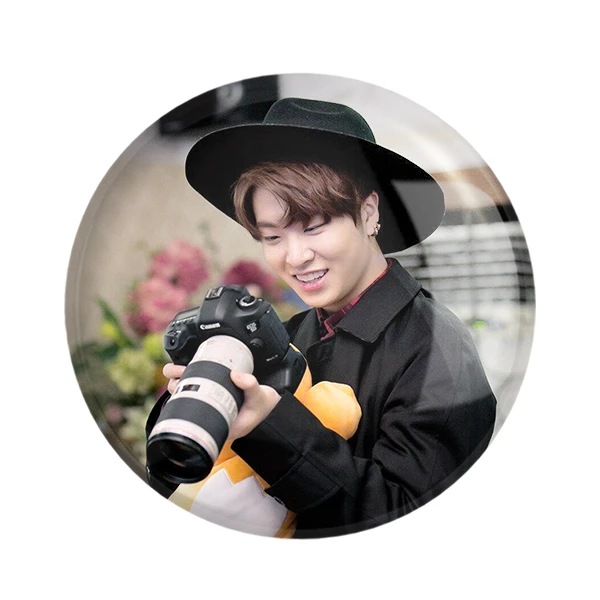 مگنت خندالو طرح یونگجه گروه گات سون GOT7 کد 11668