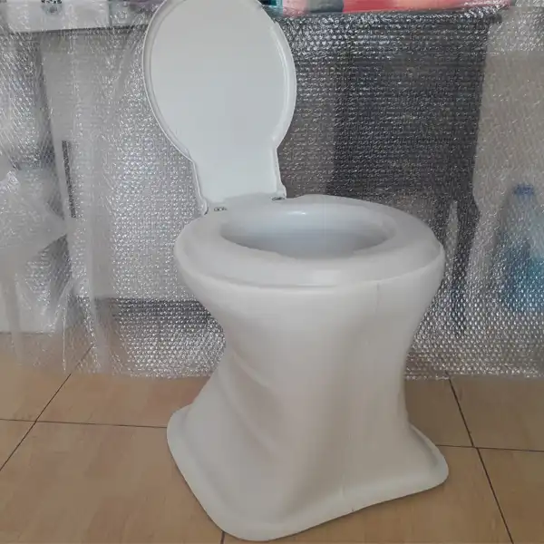 توالت فرنگی مدل متحرک کمرباریک