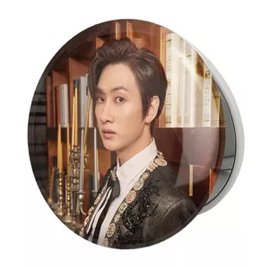 آینه جیبی خندالو طرح اینهیوک گروه سوپر جونیور Super Junior مدل تاشو کد 21377 
