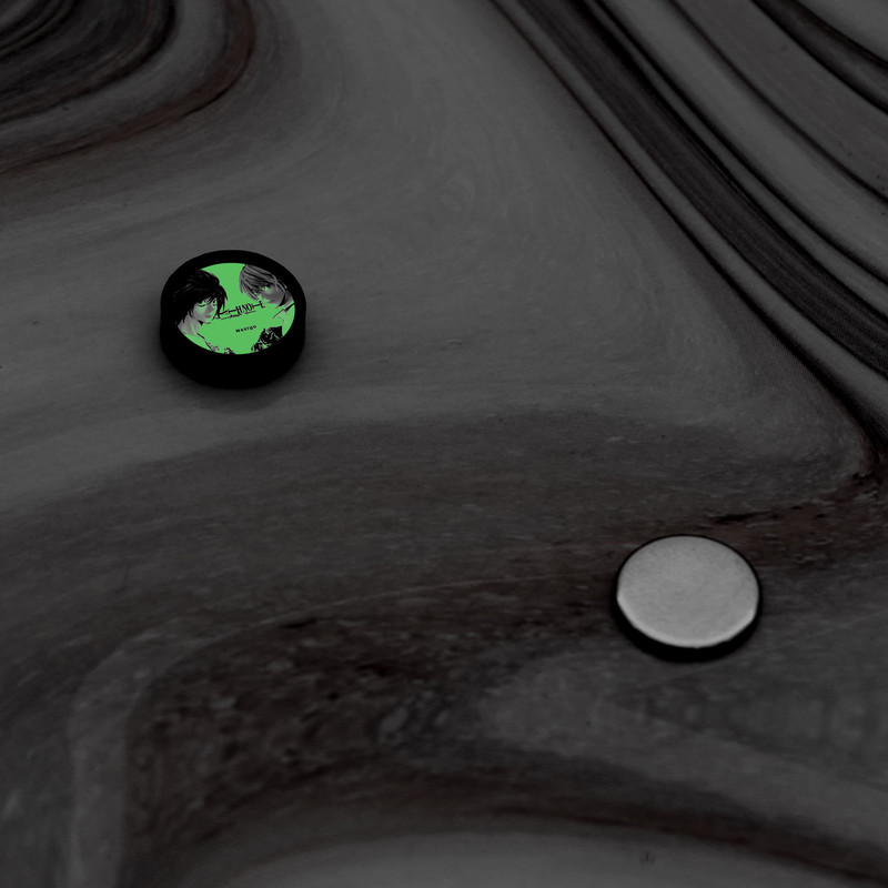 پیرسینگ گوش ناکسیگو مدل شب تاب طرح دفترچه مرگ کد PM7001