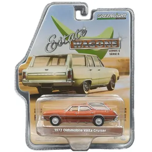 ماشین بازی گرین‌لایت مدل 1972 Oldsmobile Vista Cruiser