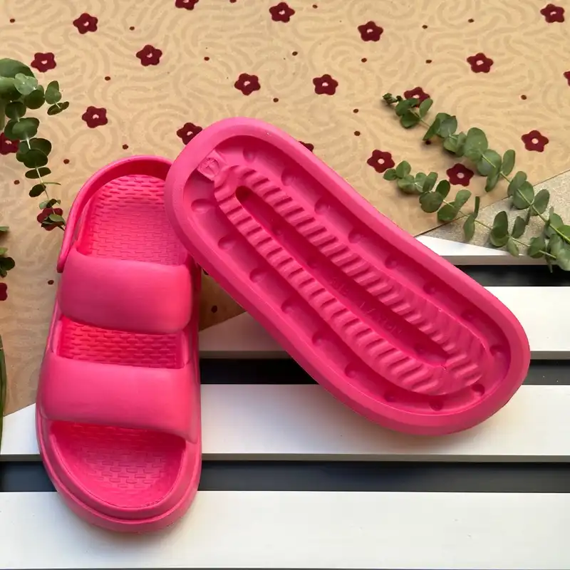 صندل زنانه پایون مدل رویال