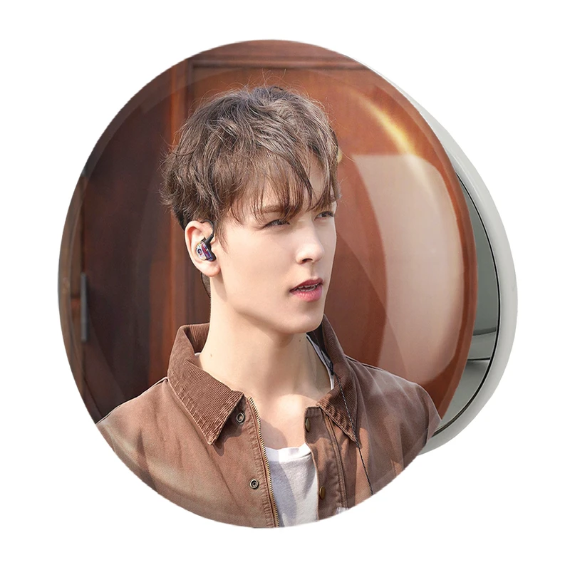 آینه جیبی خندالو طرح ورنون گروه سونتین Seventeen مدل تاشو کد 21510 