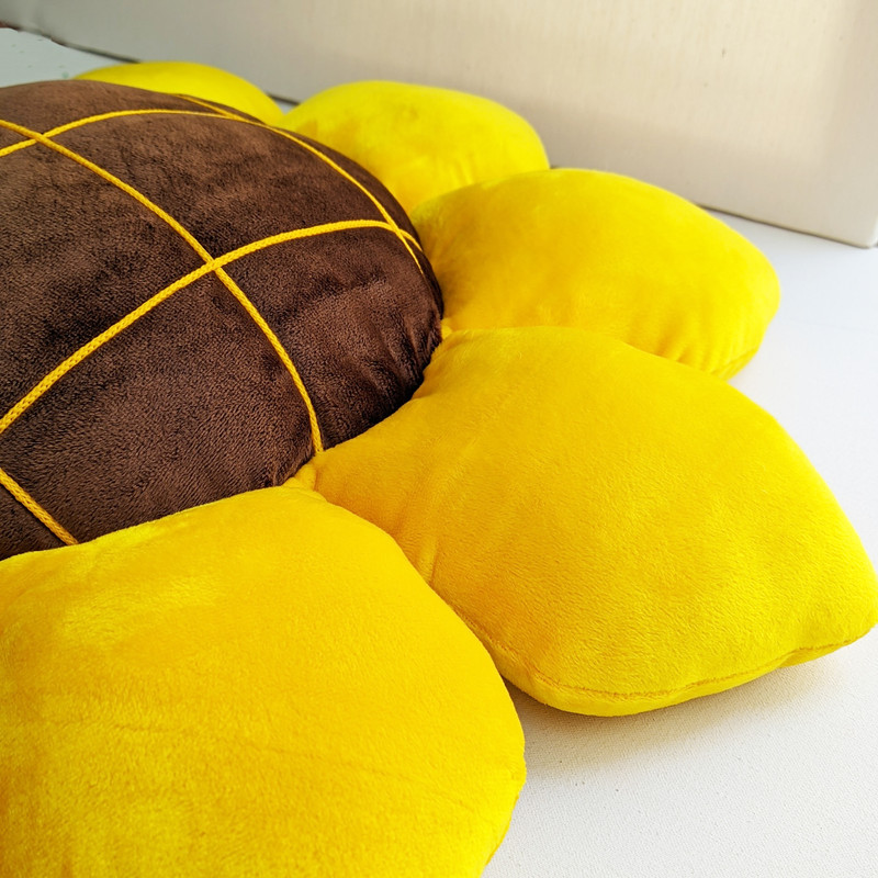 کوسن مدل گل آفتابگردان