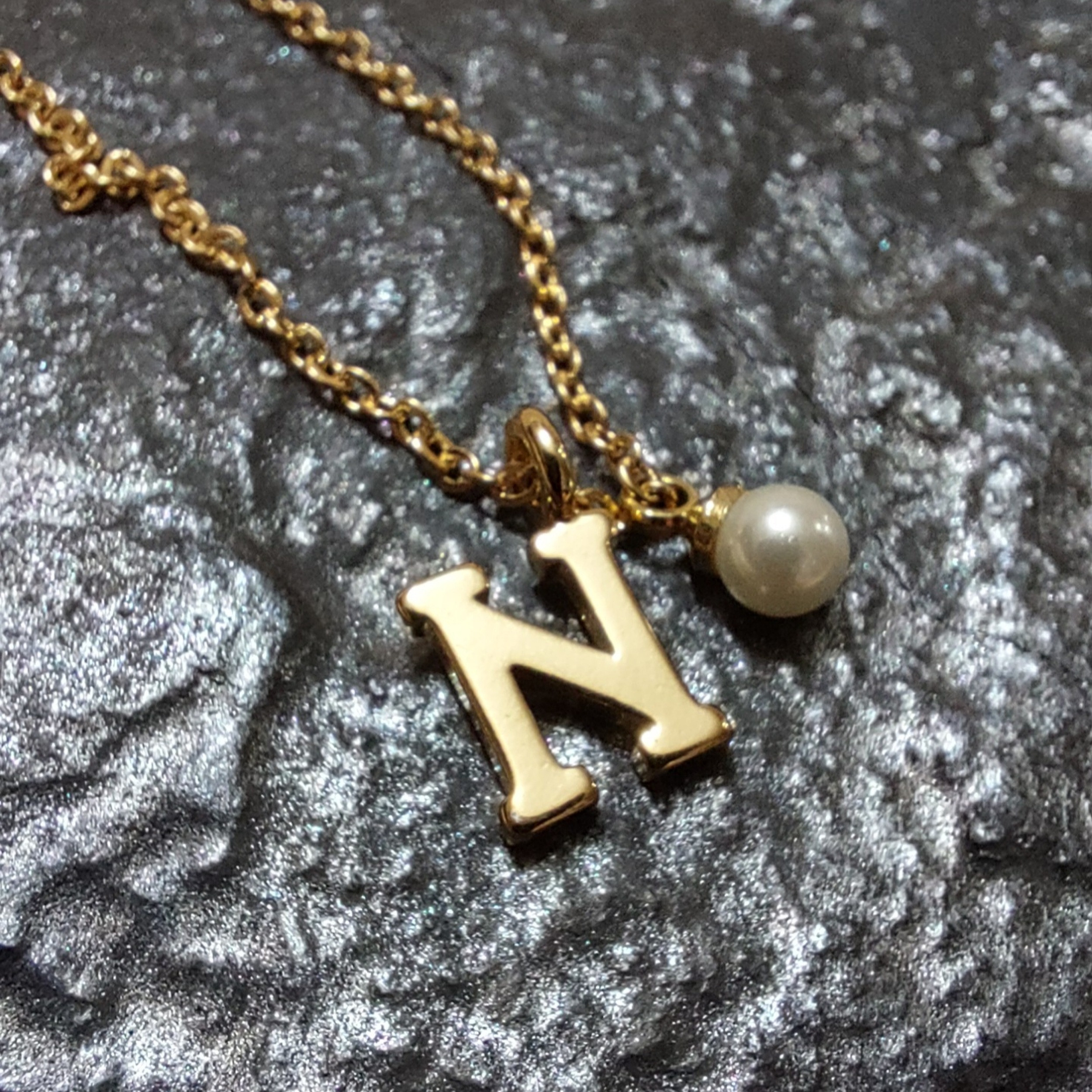 گردنبند زنانه مدل حرف N گردنبند زنانه مدل حرف N