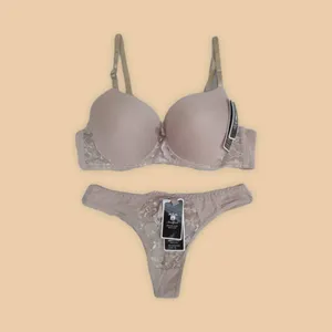 ست شورت و سوتین زنانه مدل اسفنجی