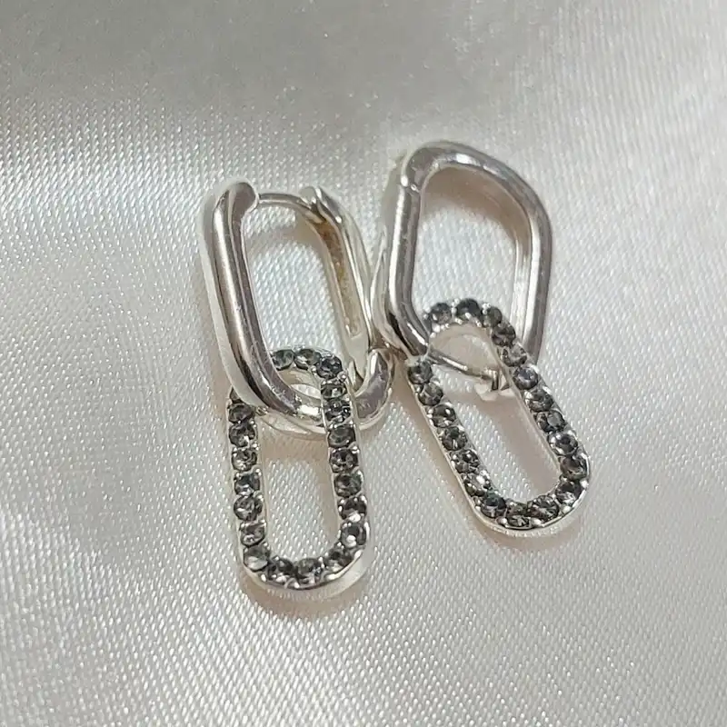 گوشواره زنانه مدل زنجیر و نگین