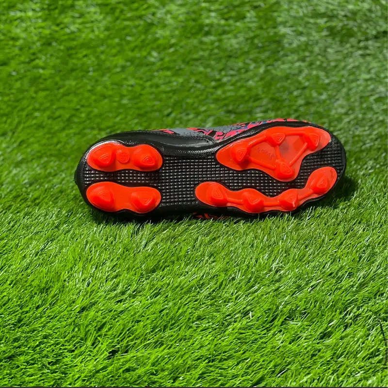 کفش فوتبال پسرانه مدل استوک adid027