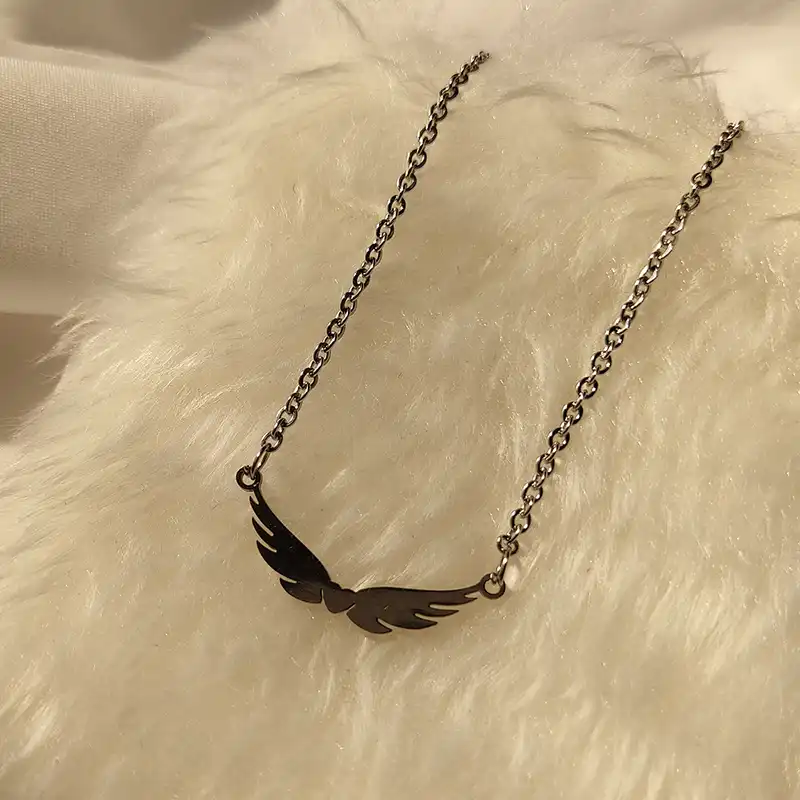 گردنبند دخترانه مدل بال فرشته کد 32