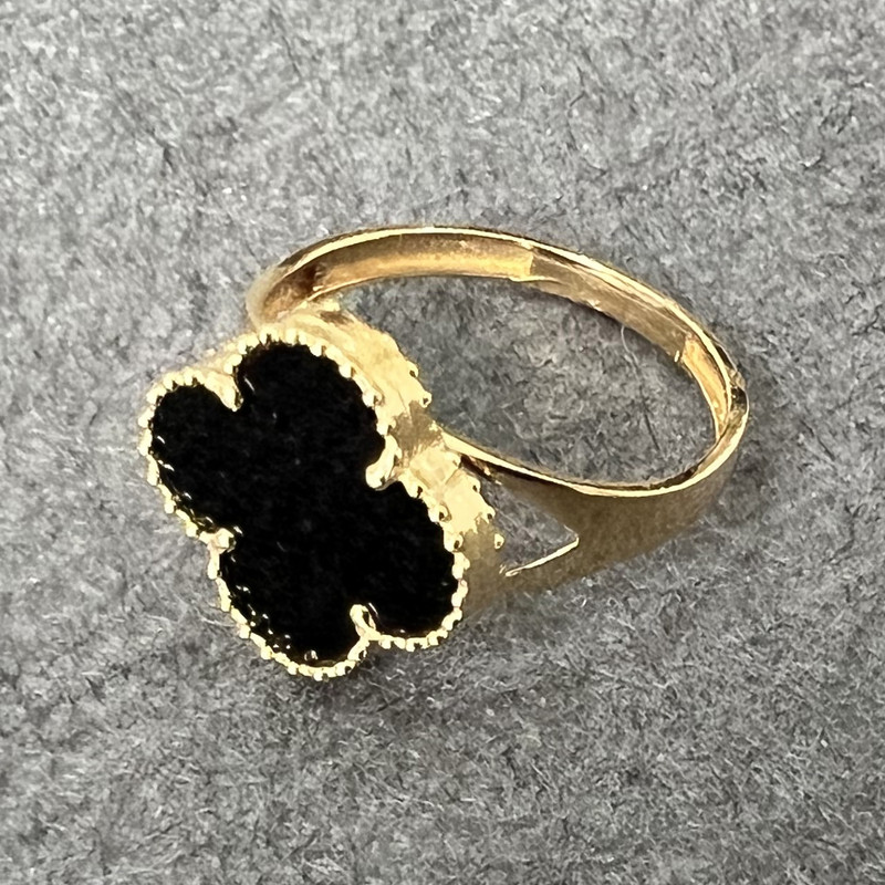 انگشتر طلا 18 عیار زنانه دوست خوب مدل  ونکلیف