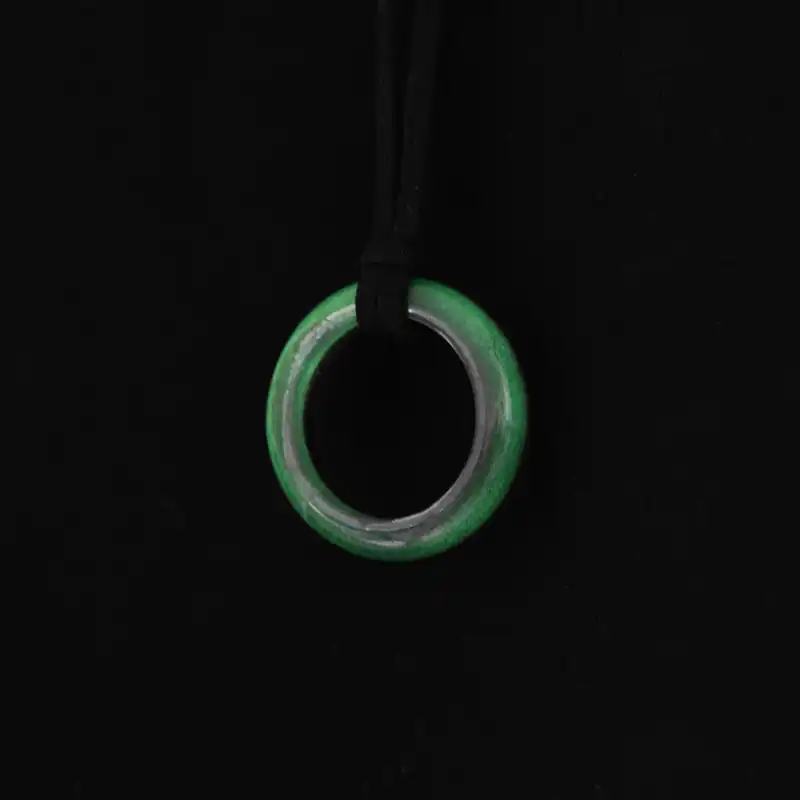 گردنبند مدل رزین شبتاب PRG_1006