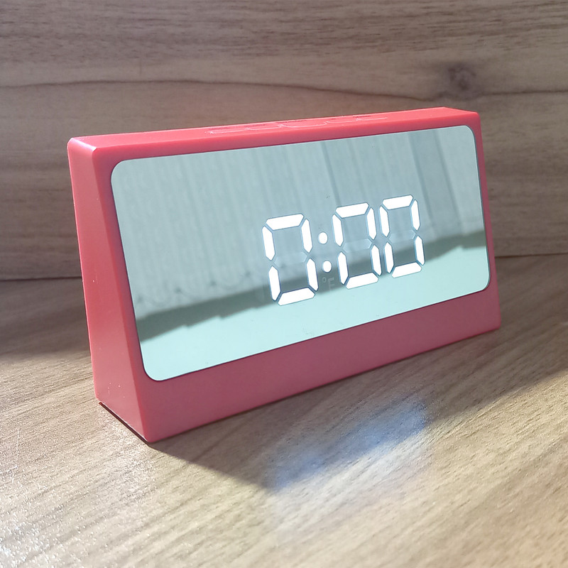 ساعت دیجیتال مدل DOL-2031