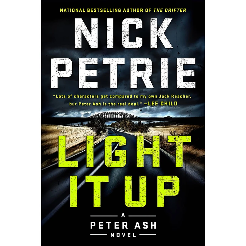 کتاب Light It Up اثر Nick Petrie انتشارات G.P. Putnams Sons