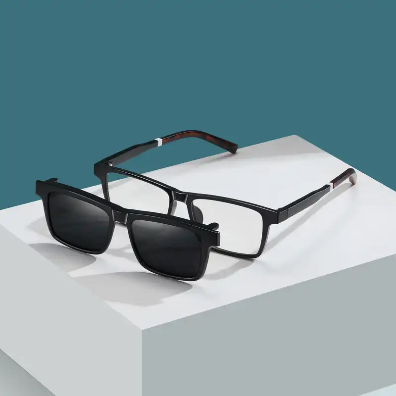 فریم عینک طبی مدل CG7703C01-P97 Polarized Double Switch به همراه کاور آفتابی