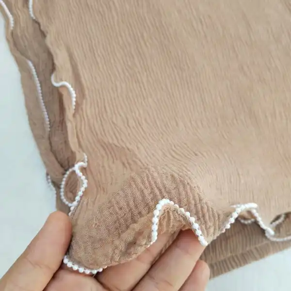 شال زنانه مدل نخی لبه موجی مرواریدی کد nh258