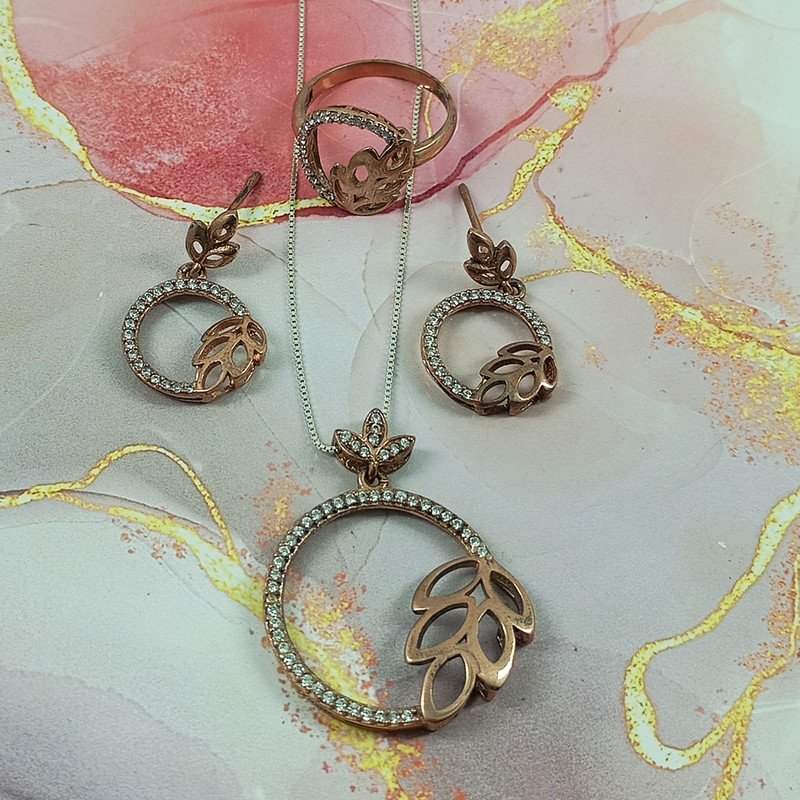 نیم ست نقره زنانه سلین کالا مدل برلیان طرح شاخه کد 6 نیم ست نقره زنانه سلین کالا مدل برلیان طرح شاخه کد 6