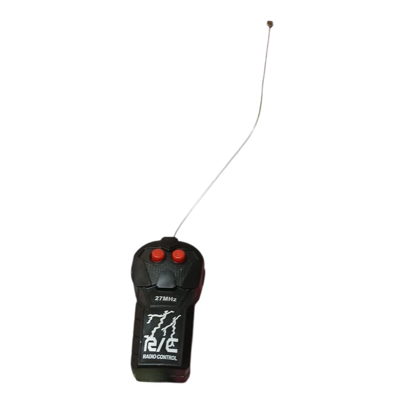 عکس شماره 6 : ماشین بازی کنترلی مدل دو کانال طرح چراغ سه بعدی