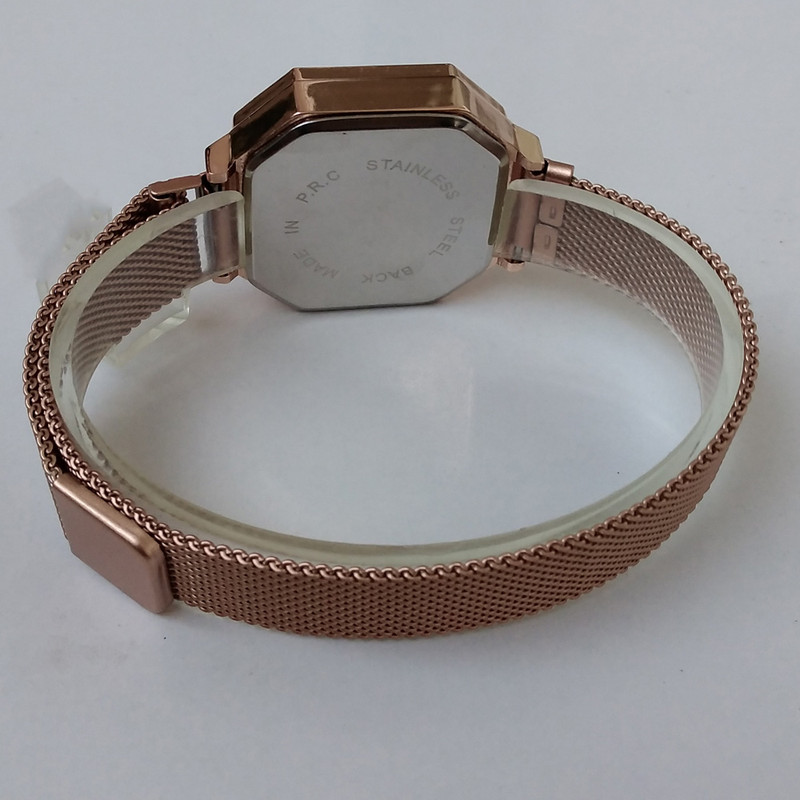 ساعت مچی دیجیتال دخترانه مدل 2253 LED ساعت مچی دیجیتال دخترانه مدل 2253 LED