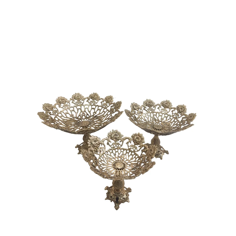 عکس شماره 2 : سرویس پذیرایی 3 پارچه برنزی مدل گل رز کد a111