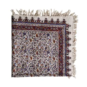 رومیزی قلمکار مدل گل ریز