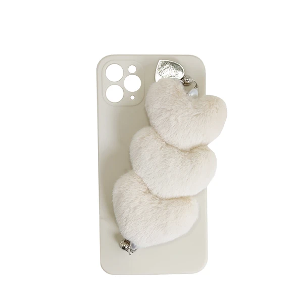 کاور مدل قلب پشمالو مناسب برای گوشی موبایل اپل IPHONE 11 Pro به همراه آویز