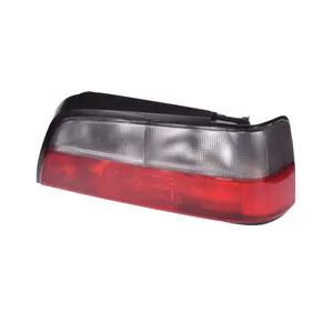 چراغ خطر عقب راست سفید دودی ایساکو مدل P1001 مناسب برای پژو پارس ELX