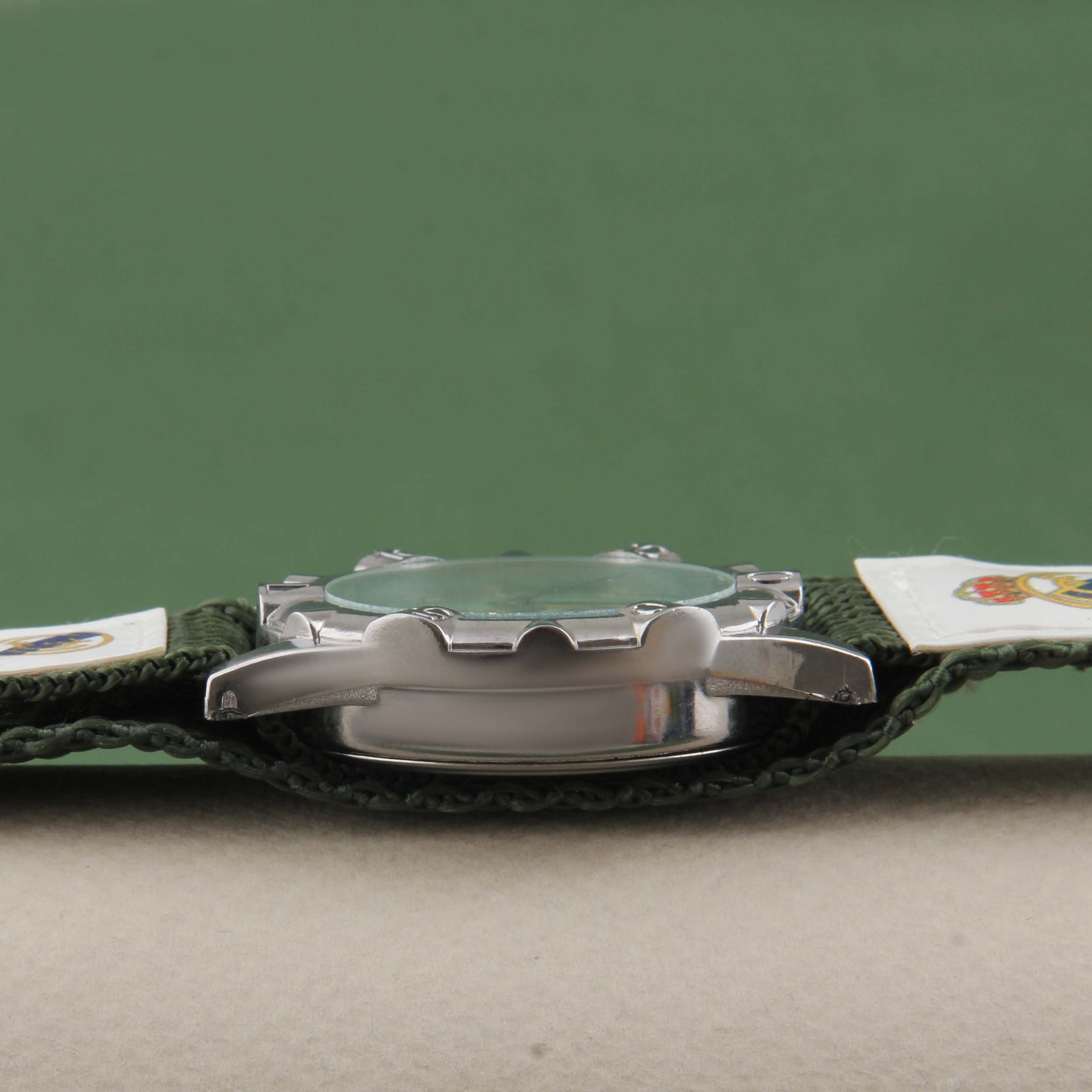 ساعت مچی عقربه ای پسرانه مدل ورزشی بند کتان کد WHK_087 ساعت مچی عقربه ای پسرانه مدل ورزشی بند کتان کد WHK_087