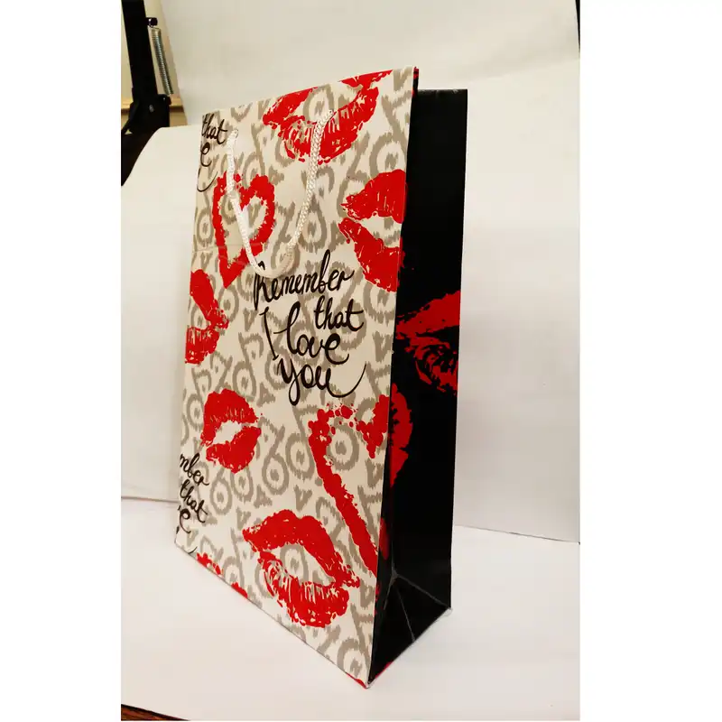 ساک هدیه مدل قلب عاشقانه کد 03