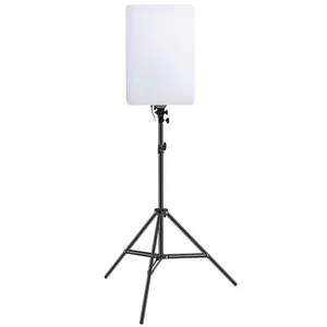 نور ثابت ال ای دی مدل PL-60K-8806 به همراه سه پایه نگهدارنده 