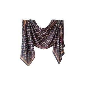 شال زنانه مدل نخی کد 374