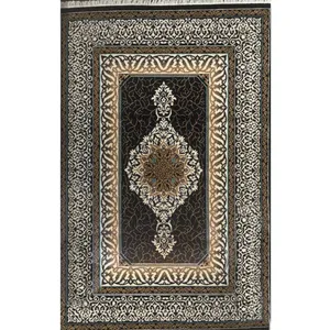 گبه ماشینی طرح گیوا زمینه قهوه ای