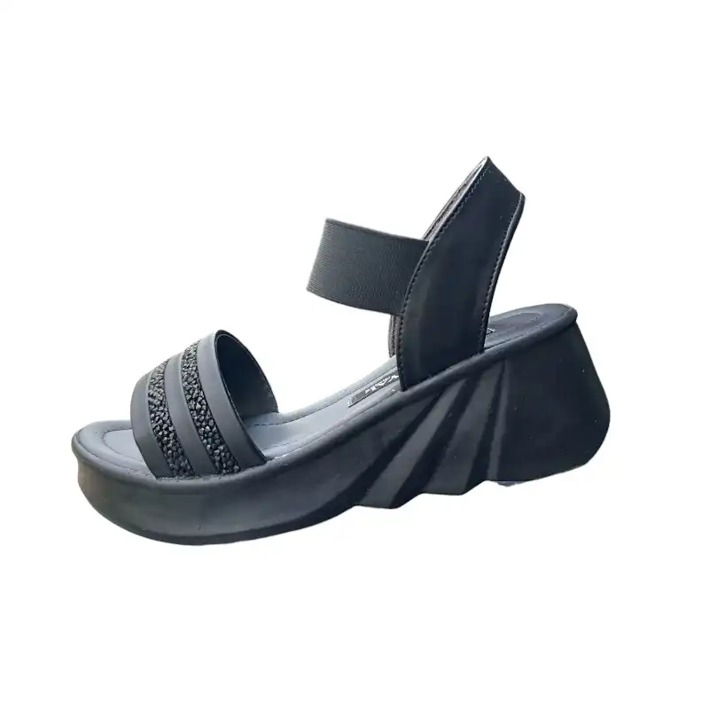 صندل زنانه مدل آیلار