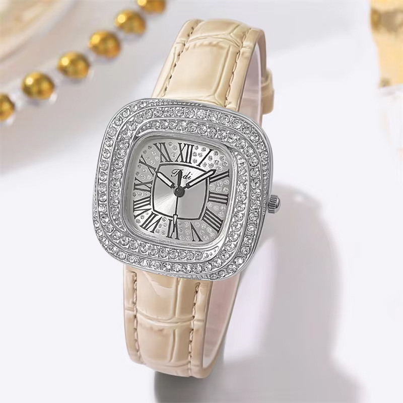 ساعت مچی عقربه ای زنانه مدل کوارتز تیدی طرح نگین الماس کد sfd01