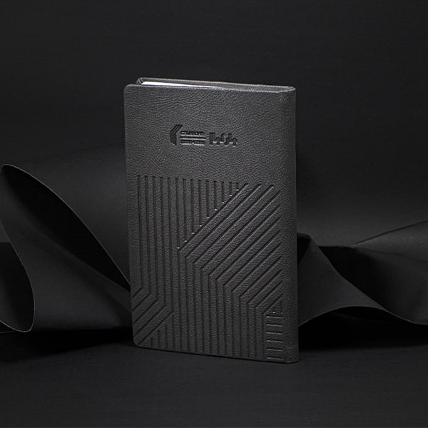 سالنامه سال 1404 مدل لیو کد 305