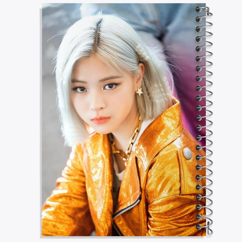 دفتر شطرنجی 50 برگ خندالو طرح ریوجین گروه ایتزی ITZY کد 12458