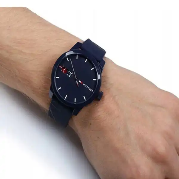 ساعت مچی عقربه ای تامی هیلفیگر مدل T1791381