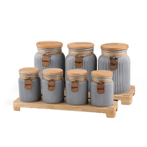 جای ادویه 7 پارچه مدل خطی به همراه استند چوبی