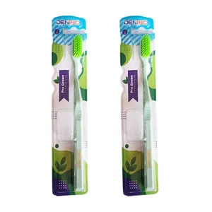مسواک سبز دن تک مدل pro Green با برس نرم مجموعه دو عددی