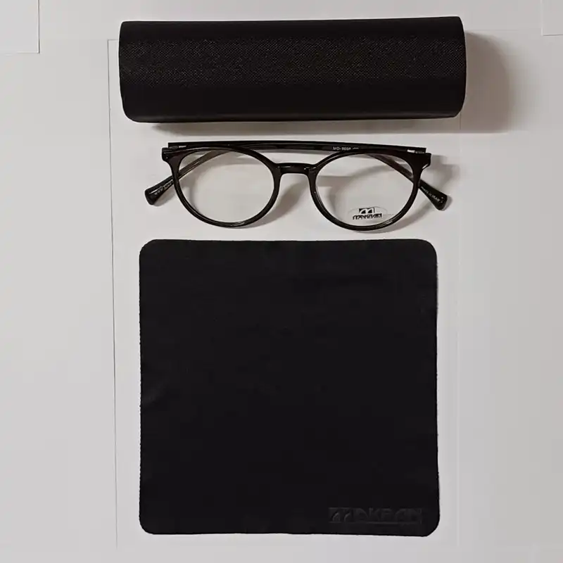 فریم عینک طبی مکران مدل 9008 c2