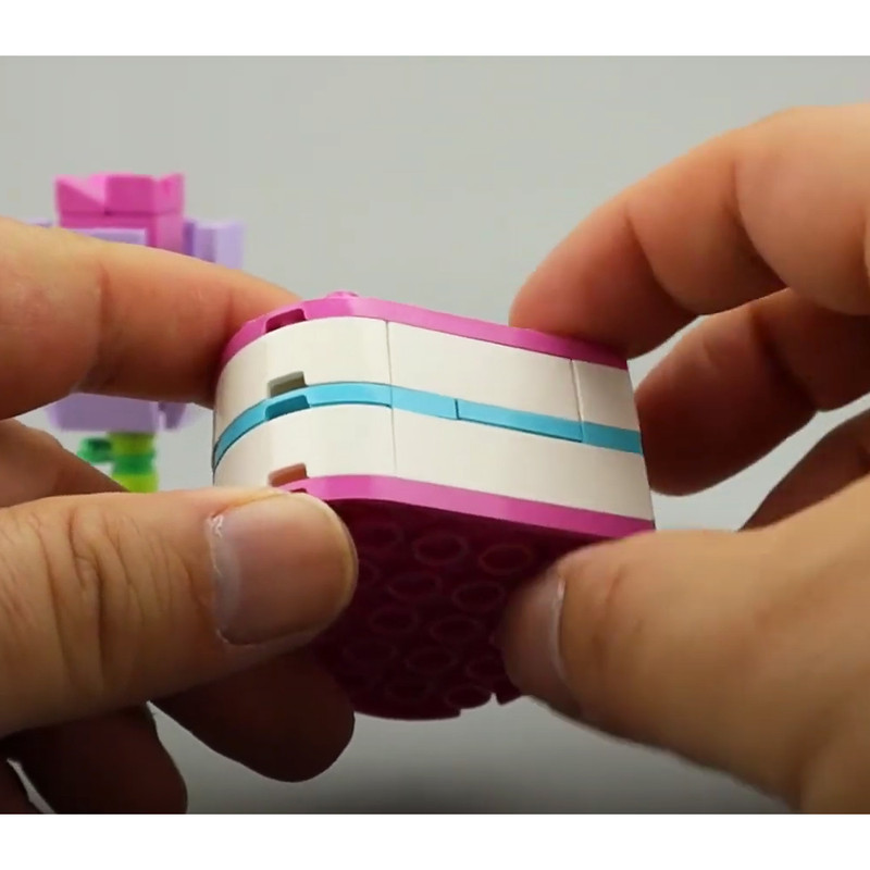 لگو سری فرندز مدل گل و جعبه شکلات کد 30411