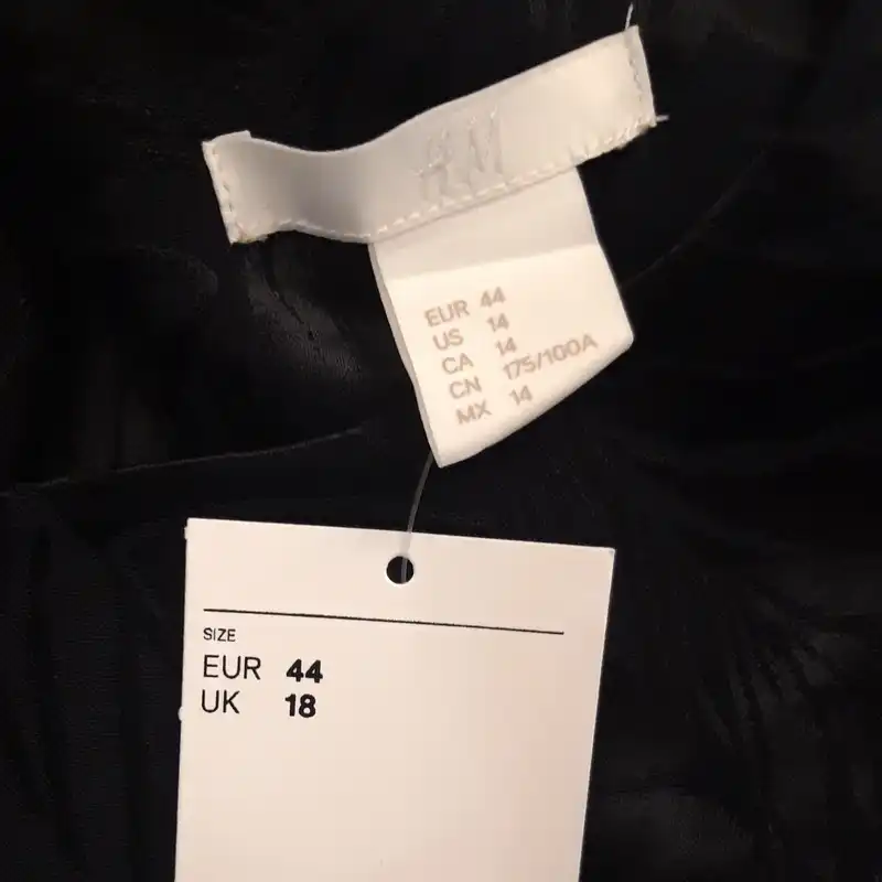 پیراهن زنانه اچ اند ام مدل 0502530001