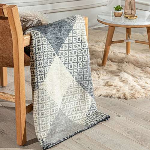 شال مبل انگلیش هوم مدل Argyle سایز 170x130 سانتی متر