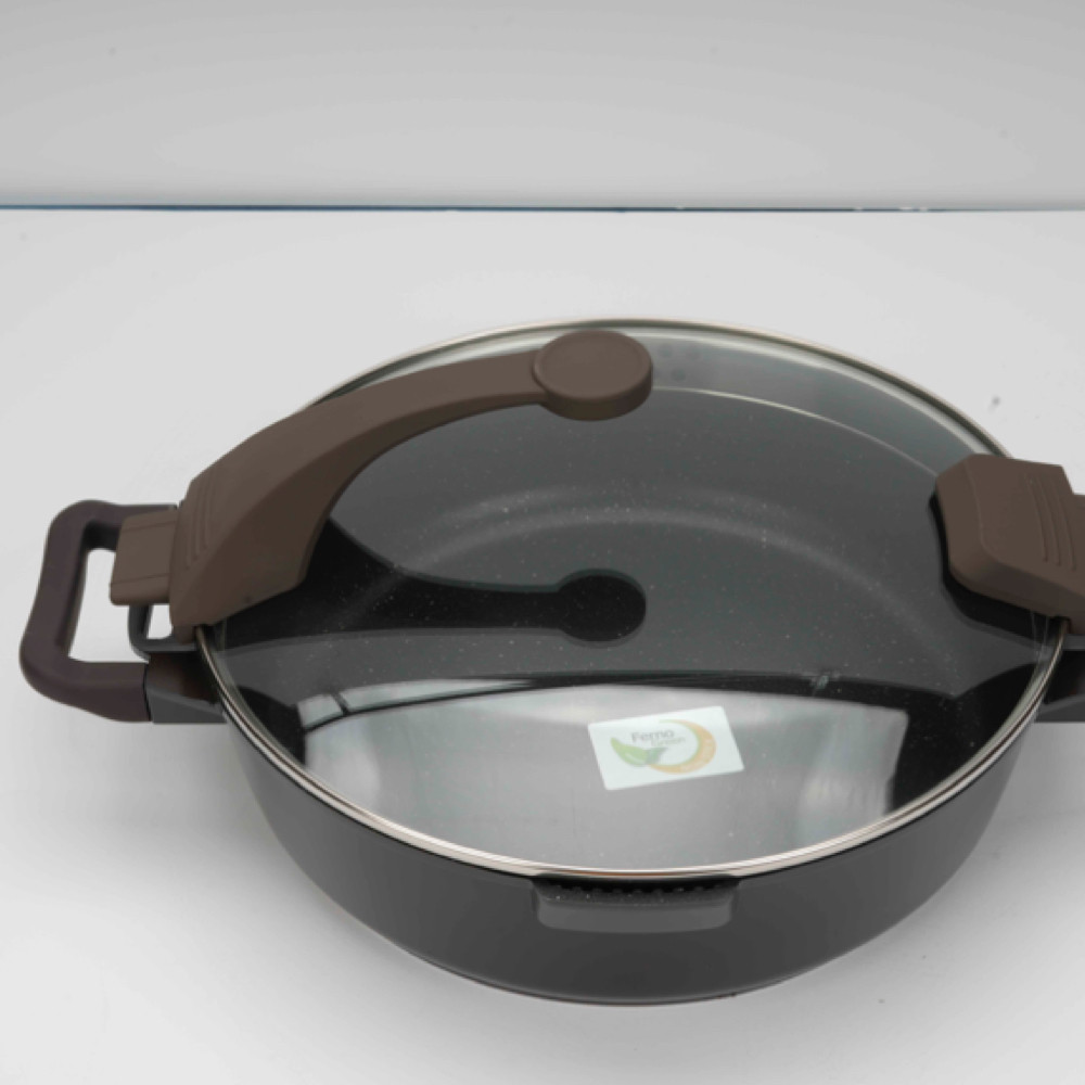 قابلمه برگهف مدل 4.3L Virgo سایز 28 قابلمه برگهف مدل 4.3L Virgo سایز 28