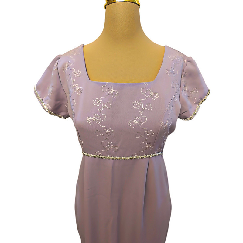 پیراهن یقه خشتی زنانه مدل نگیندار گلدوزی رنگ یاسی