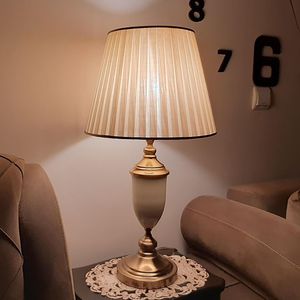 نقد و بررسی آباژور رومیزی مدل مولن روژ کد MRK1 توسط خریداران